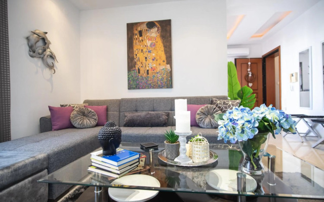 Luxury & Cozy Apartment