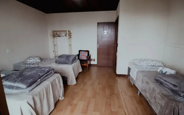 Tima Casa Ampla em Localiza o Privilegiada