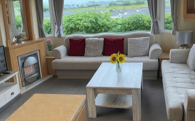 Brynowen Holiday Park - Holiday Accommodation 19041