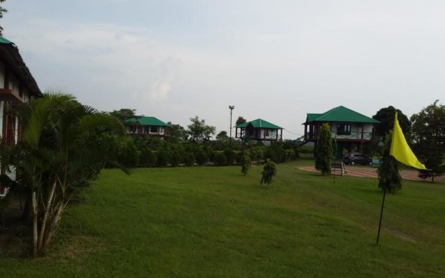 Paschim Damdim Resort by StayApart