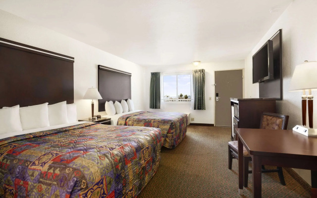 Days Inn by Wyndham Oceanside