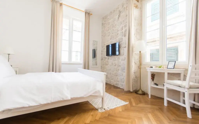 Rooms Eden Old Town