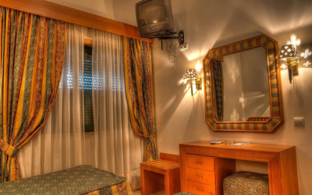 Real Caparica Hotel