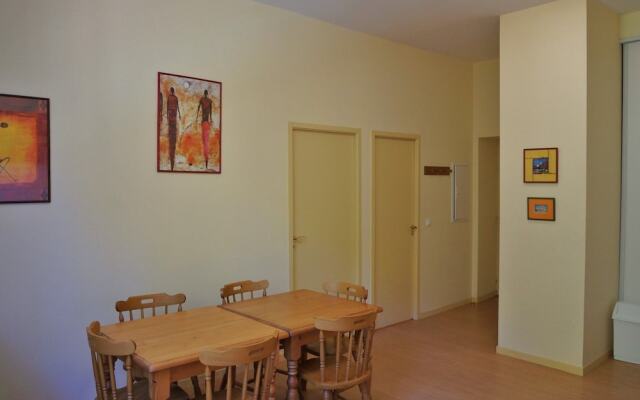 Logement n107 6pers face aux Thermes