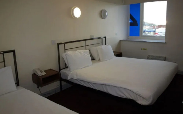Travelodge Manchester Street Hotel