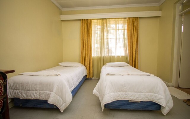 Benliza Guest House - Adults Only