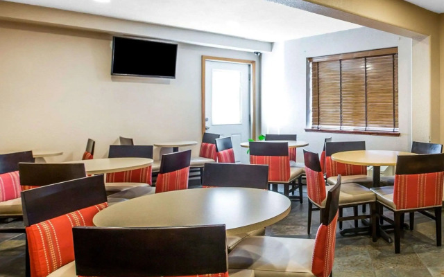 Quality Inn Lone Pine near Mount Whitney