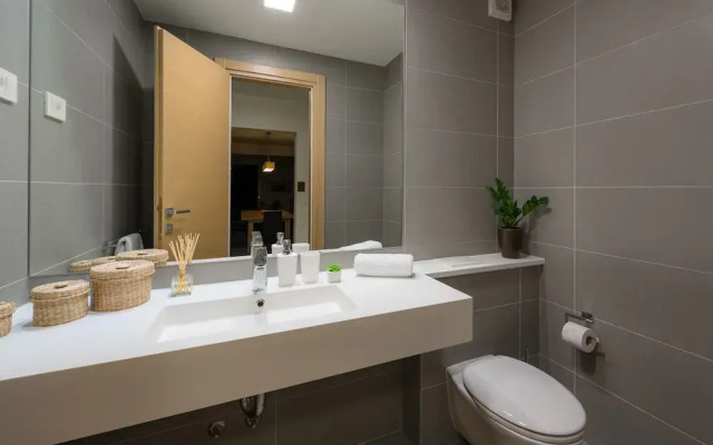Last Minute Offer,heated Infinity Pool,sea and Mountain View,