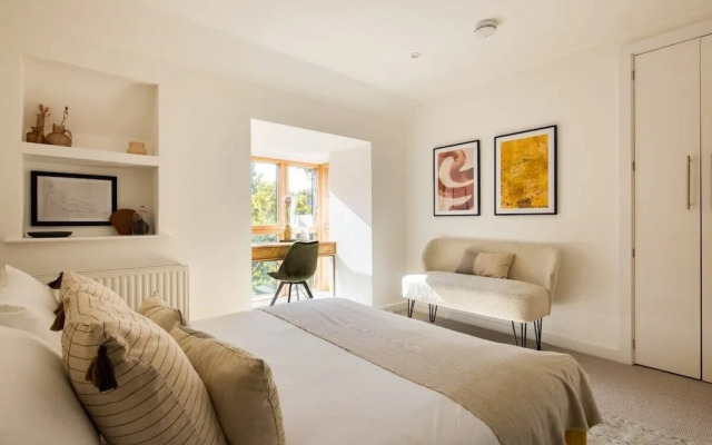 The London Loft - Glamorous 2bdr Flat With Parking