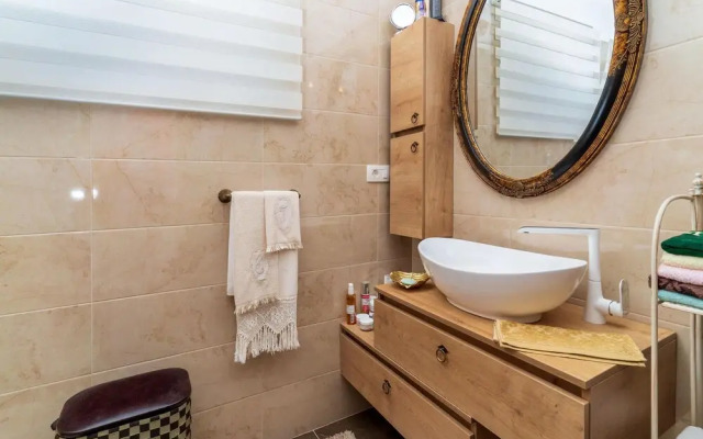 Amazing Home in Kastav With Wifi and 4 Bedrooms