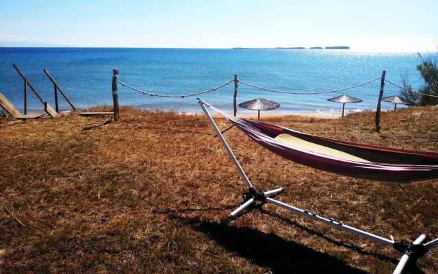 Alekos Beach Houses - Caretta
