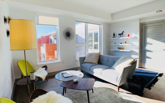 Top Floor with Amazing Views