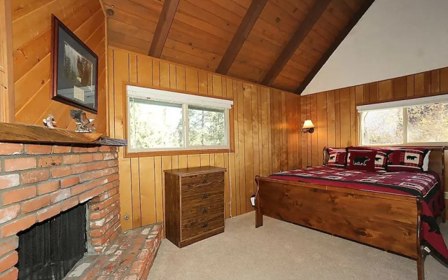 Bear Tree Hideaway 1510 by RedAwning