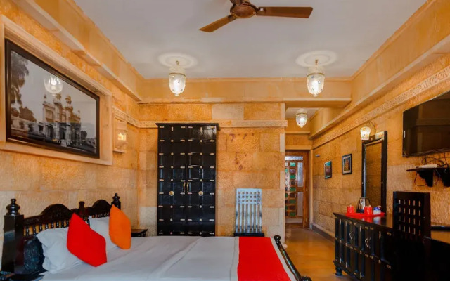 Hotel Lal Garh Fort And Palace