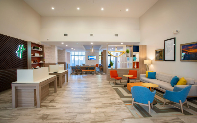 Holiday Inn Pensacola - University Area by IHG