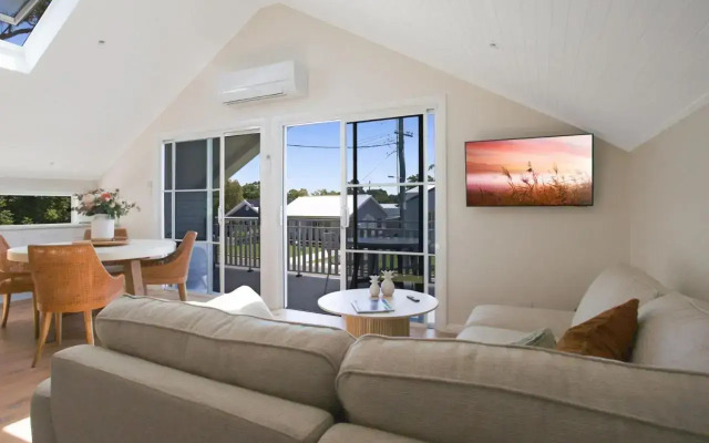 Tea Gardens Loft
