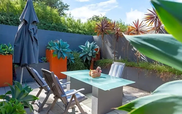 Rhyll Haven Luxury Apartments and B&B