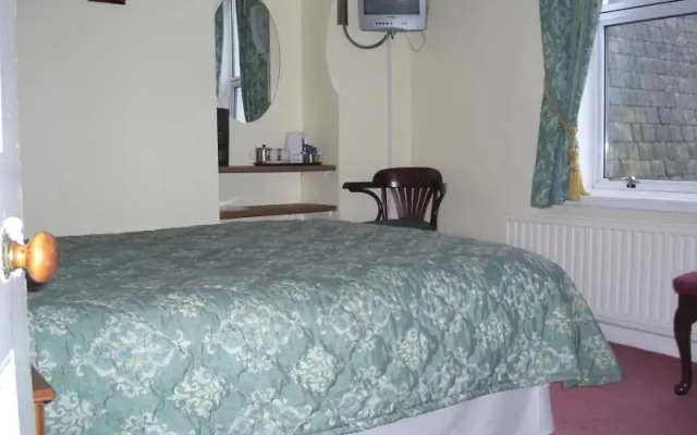 Guisachan Guest House