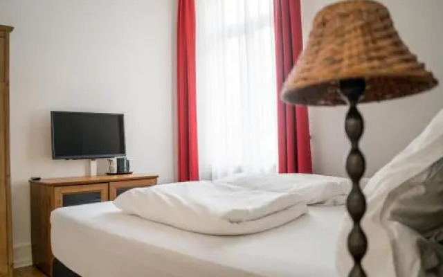 The Dubliner Hotel & Irish Pub