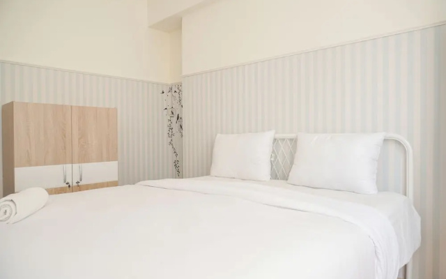 2BR with Comfortable Design at Podomoro Golf View Apartment – Guest Rooms – Depok