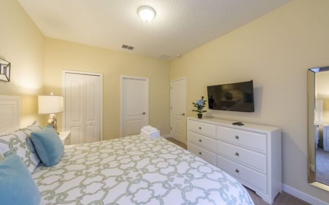 H2u - Evangeline - Cg1427 8 Bedroom Home by Redawning