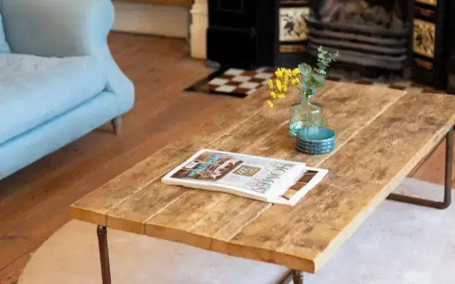 VESTO Three Bedroom Apartment in Clapham