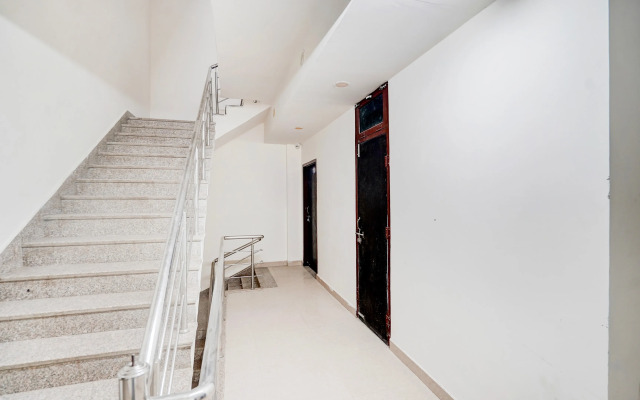 Super Hotel O NIIT University Neemrana