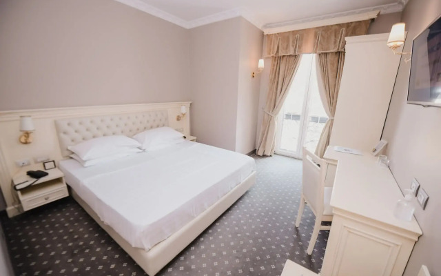 Lot Boutique Hotel