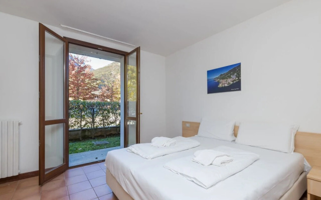 Porto Letizia Napoli 1