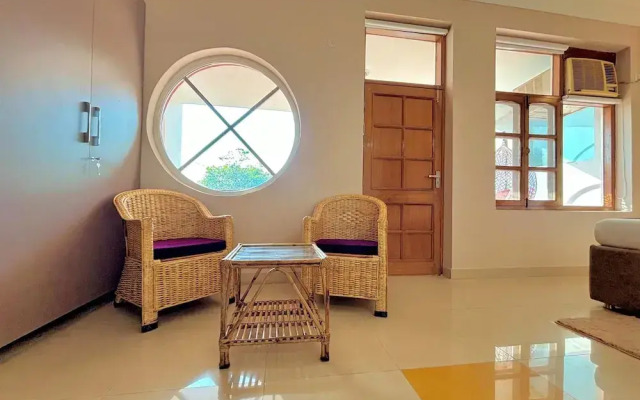 Luxury 4 Bedroom's Independent villa
