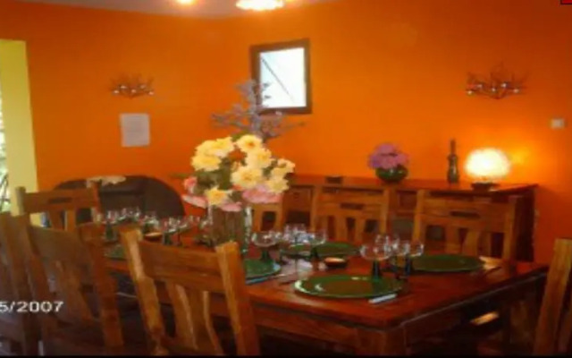 La Maison Aux Fleurs