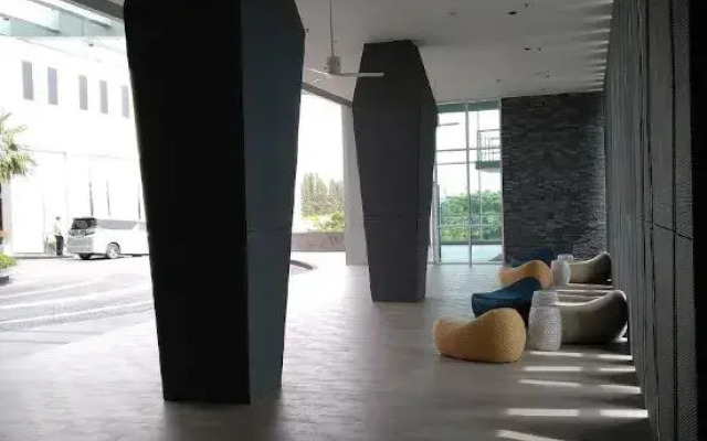 White Sand Beach Residence Pattaya