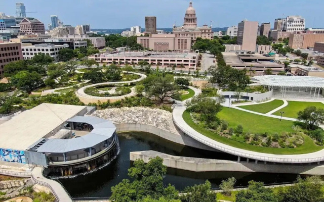 Luxurious Business Stay