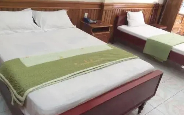 Khách Sạn Thùy Linh