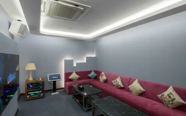 Tangland Hot Spring Hotel (Shanghai Changqing)