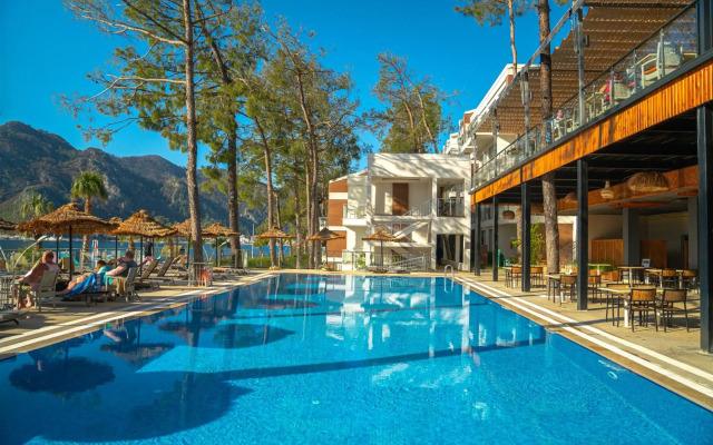 Orka Lotus Beach