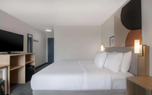 Spark by Hilton Montgomery EastChase