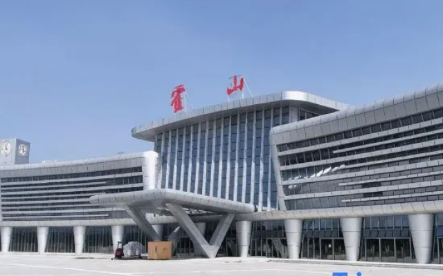 Yuezhijia Business Hotel (Huoshan Ferris Wheel Passenger Transport Center) – Exterior – Luan