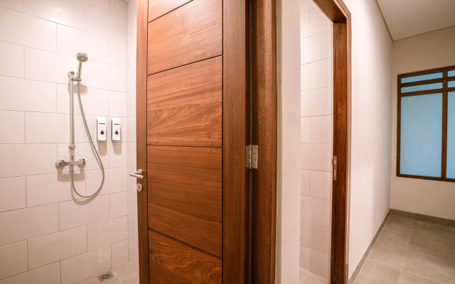 One Degree Sunset Hill Leisure