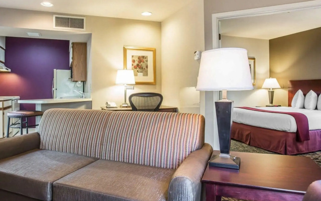 Quality Suites Atlanta Buckhead Village North