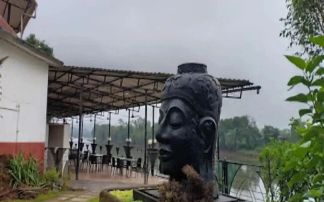 Hotel Visava Riverside