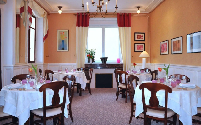 Brit Hotel Confort Bagnoles Normandie