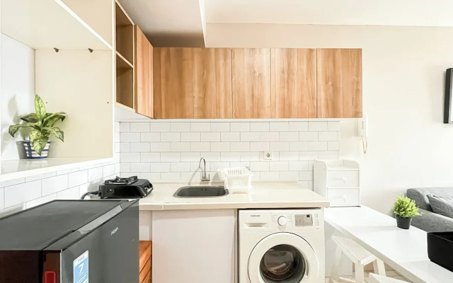 Scandinavian Minimalist 2Br At Cinere Bellevue Suites Apartment