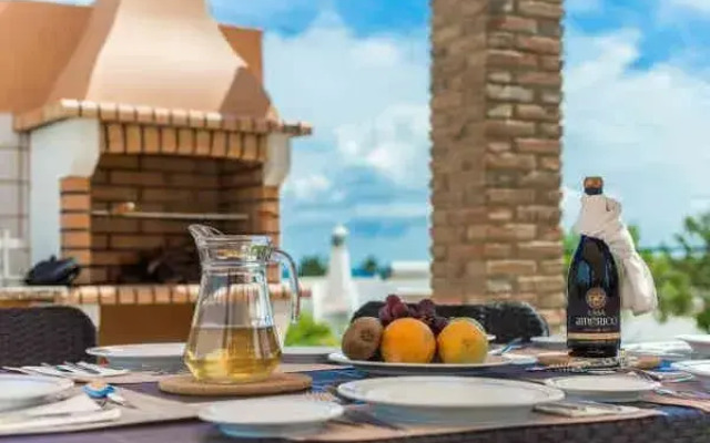 Colina Villas with Private Pool