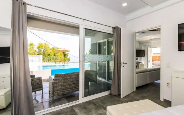Amare La Vita Villa by Solmar Villas