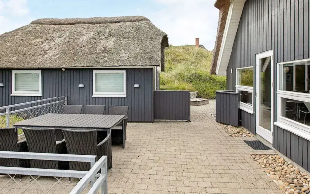 Holiday Home in Henne
