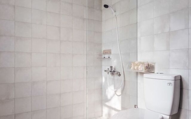 Zuo Military Village Inn