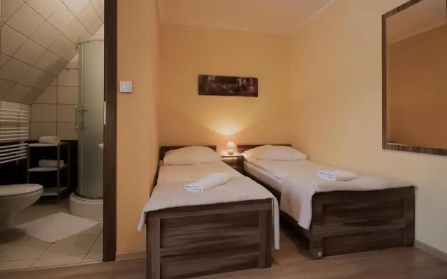 Sloneczny Dworek Guest House