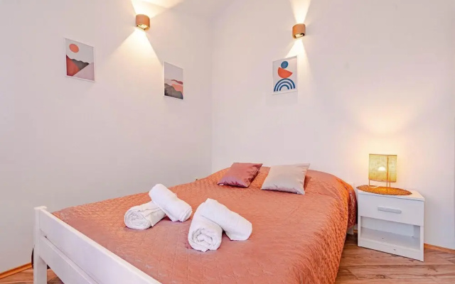 Stunning Apartment in Lumbarda With 2 Bedrooms and Wifi