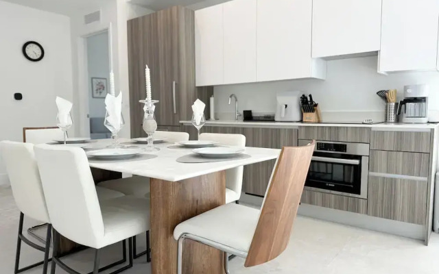 Luxury 3BR with Private Rooftop